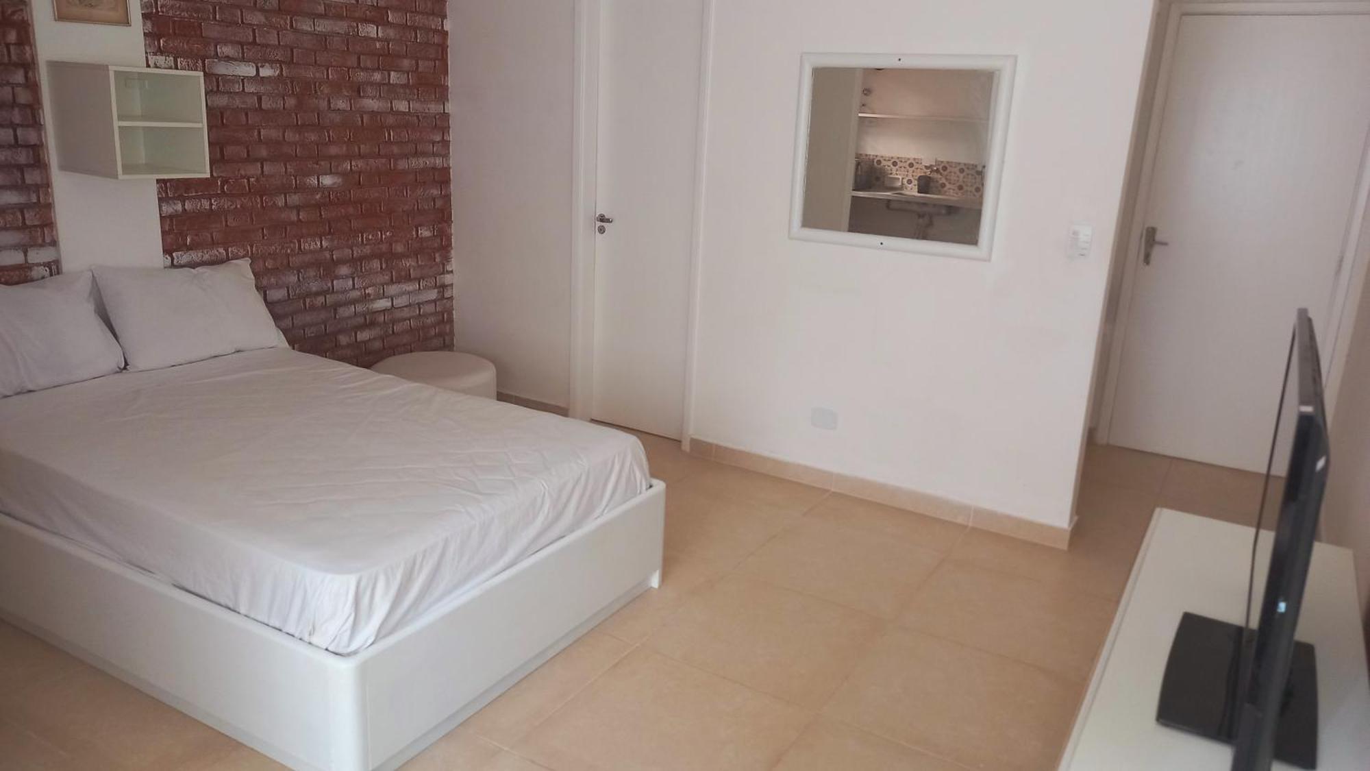 Atlantica Guest house *